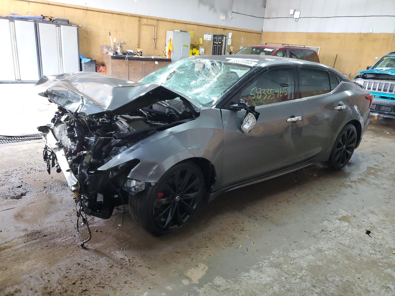 2018 NISSAN Maxima