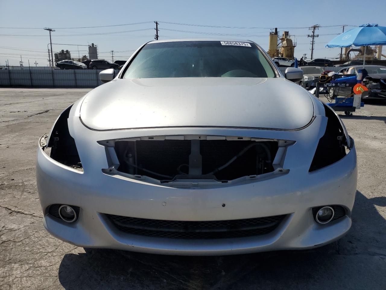 2011 INFINITI G37