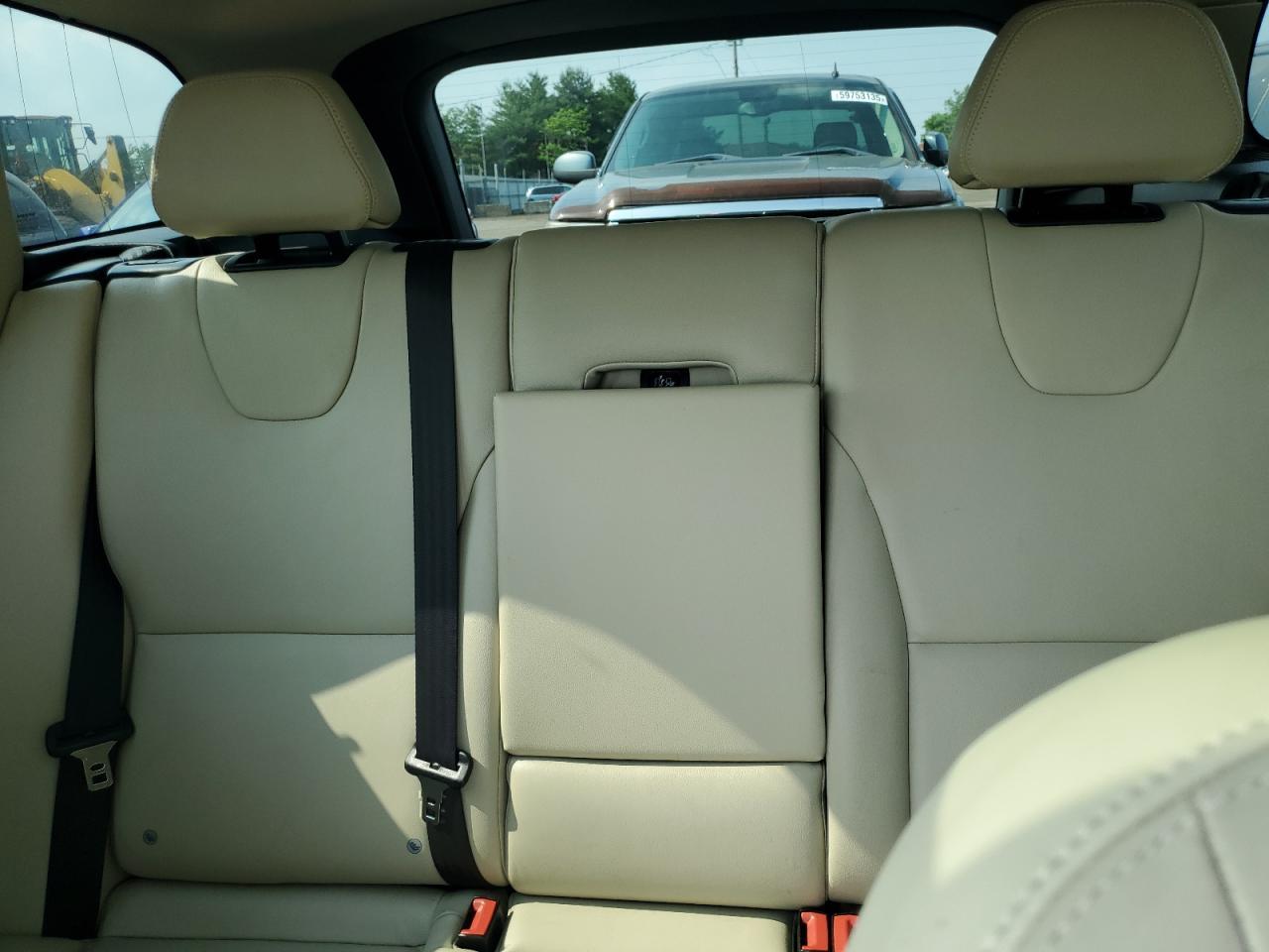 2016 VOLVO XC60