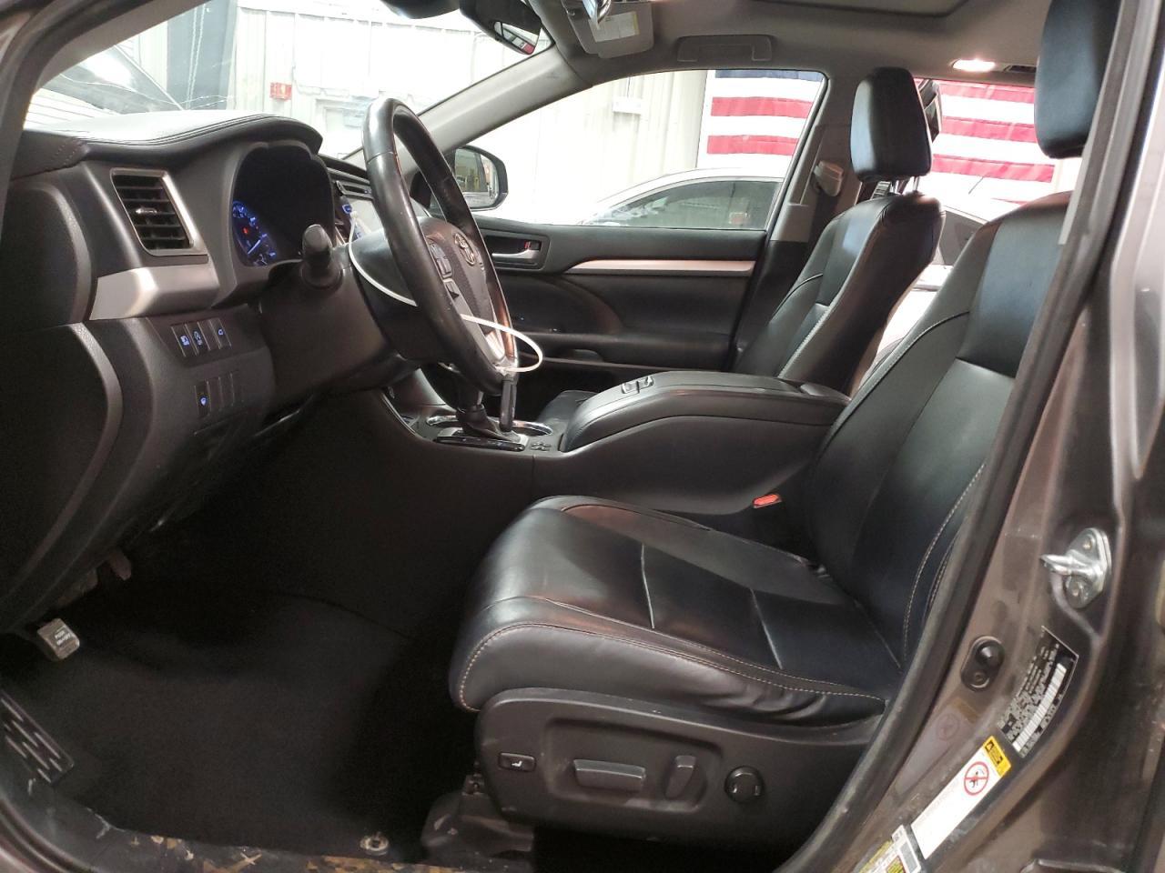 2018 TOYOTA HIGHLANDER