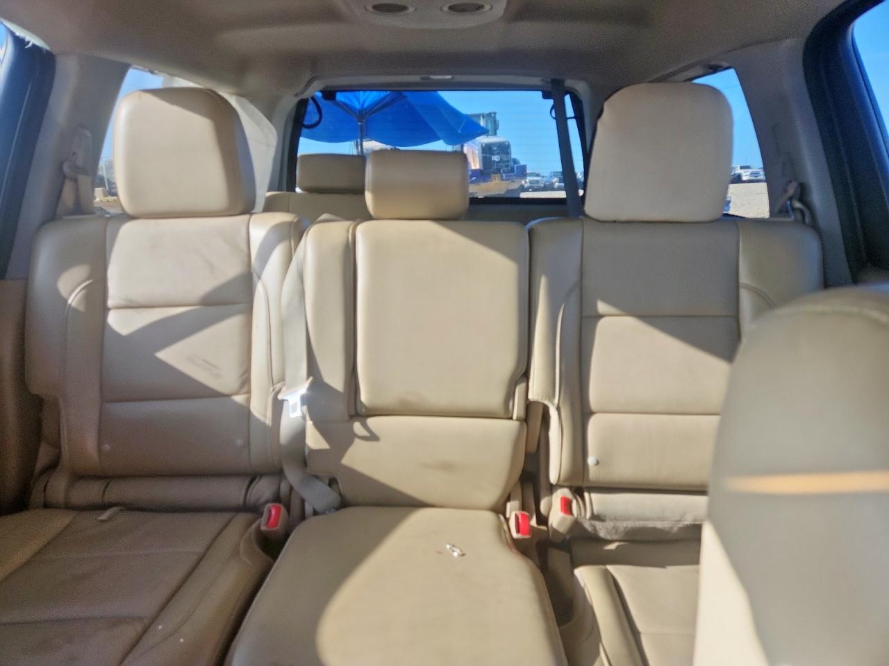 2015 NISSAN Armada