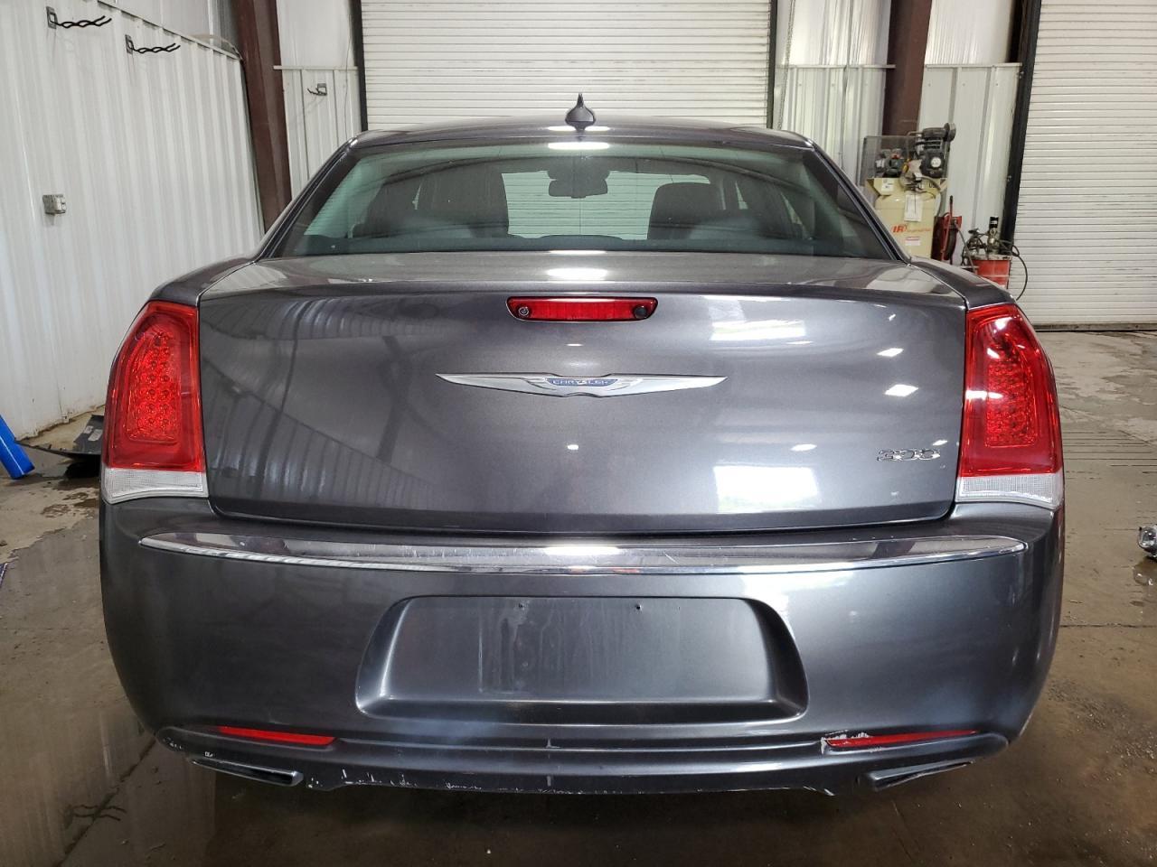 2015 CHRYSLER 300