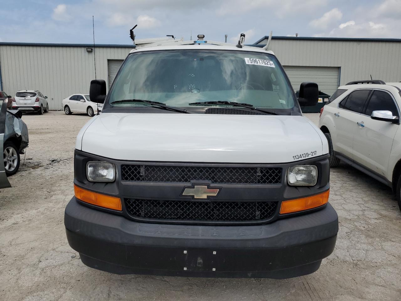 2017 CHEVROLET EXPRESS 2500