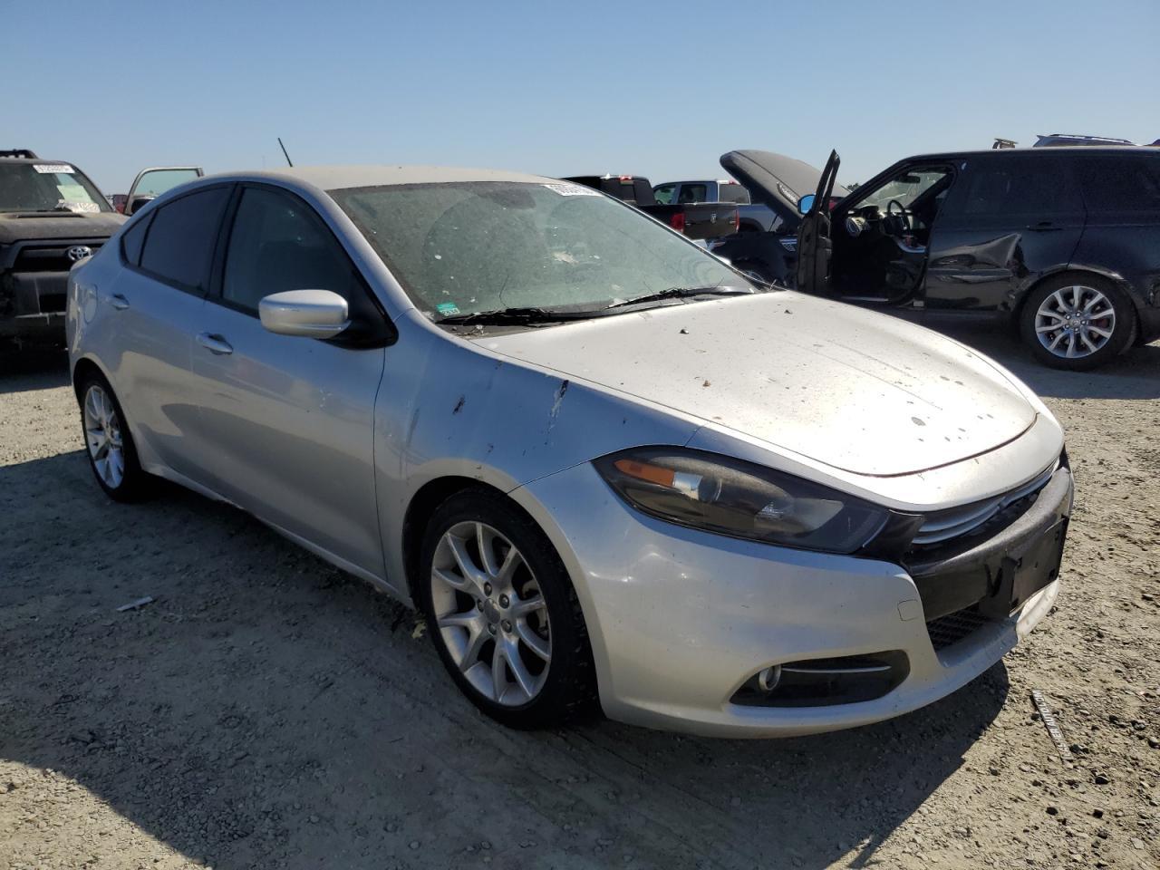 2013 DODGE Dart