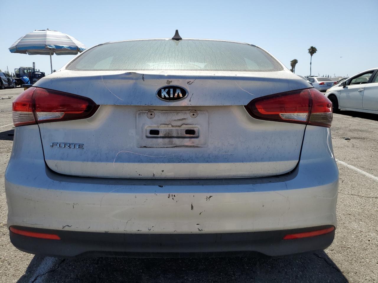 2017 KIA FORTE