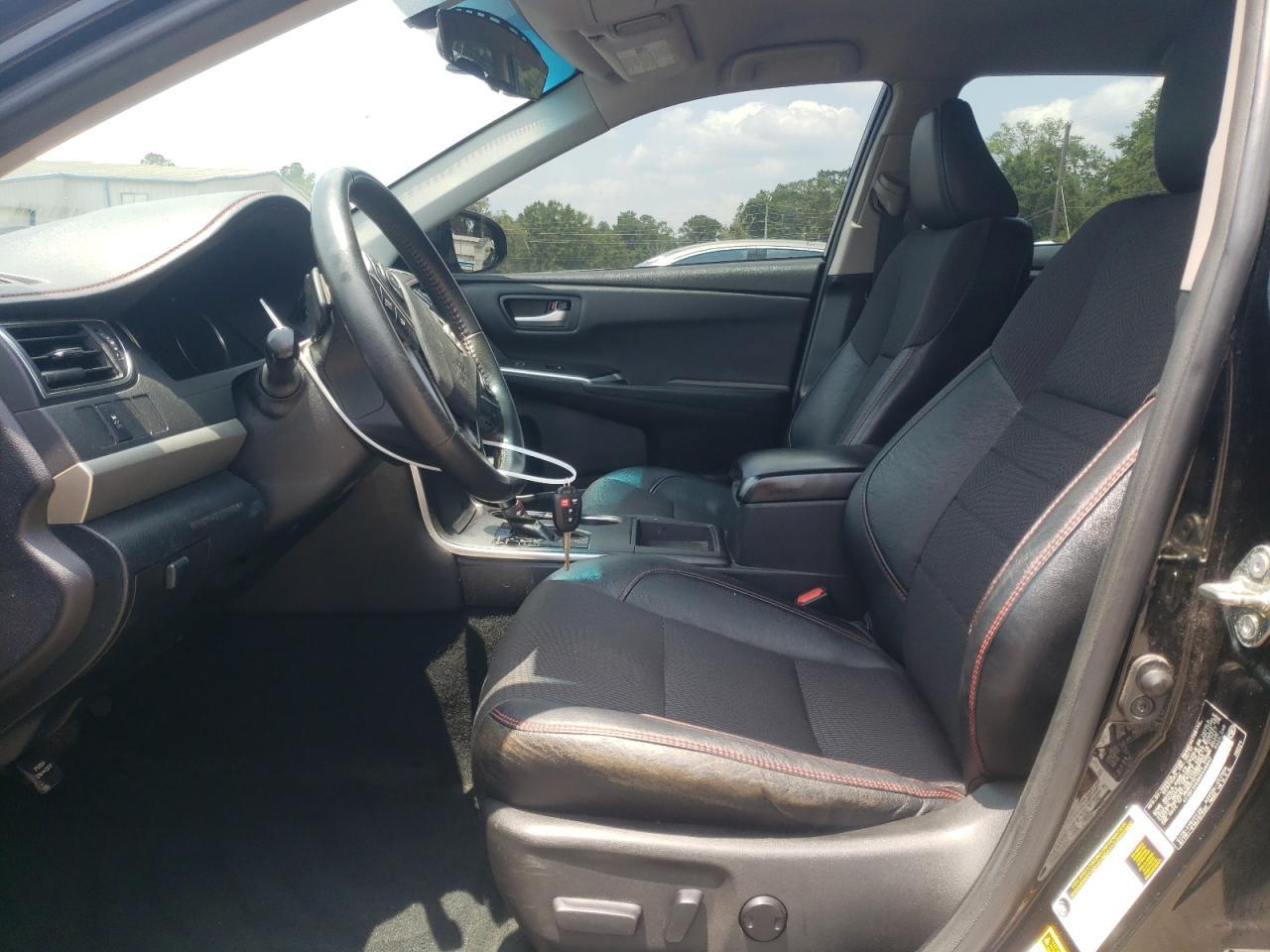2017 TOYOTA CAMRY