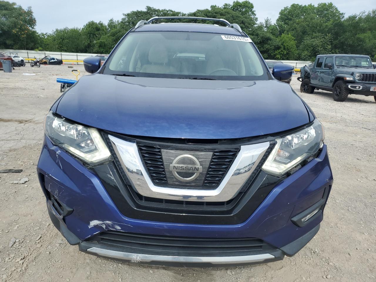 2017 NISSAN ROGUE