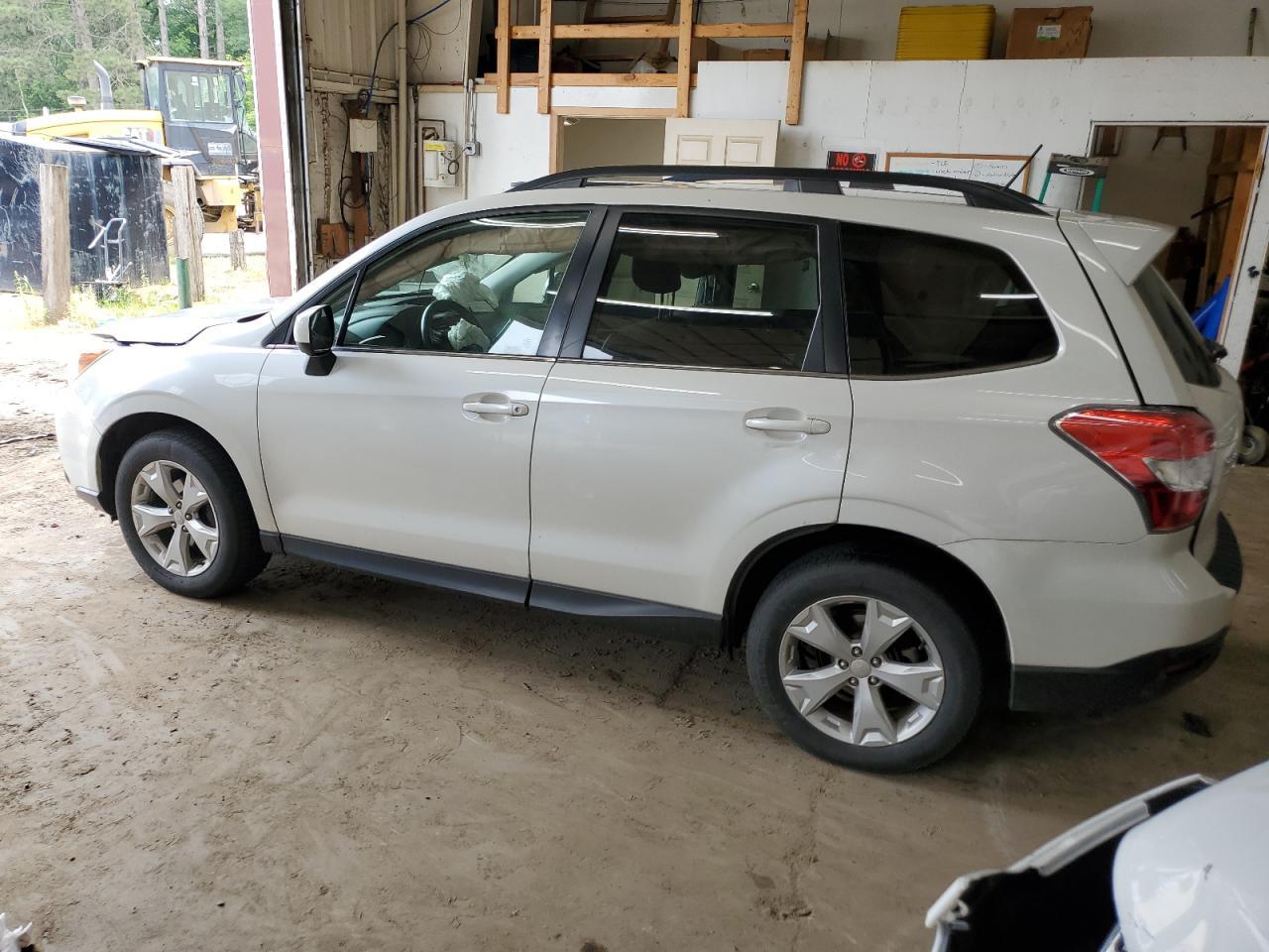 2015 SUBARU FORESTER