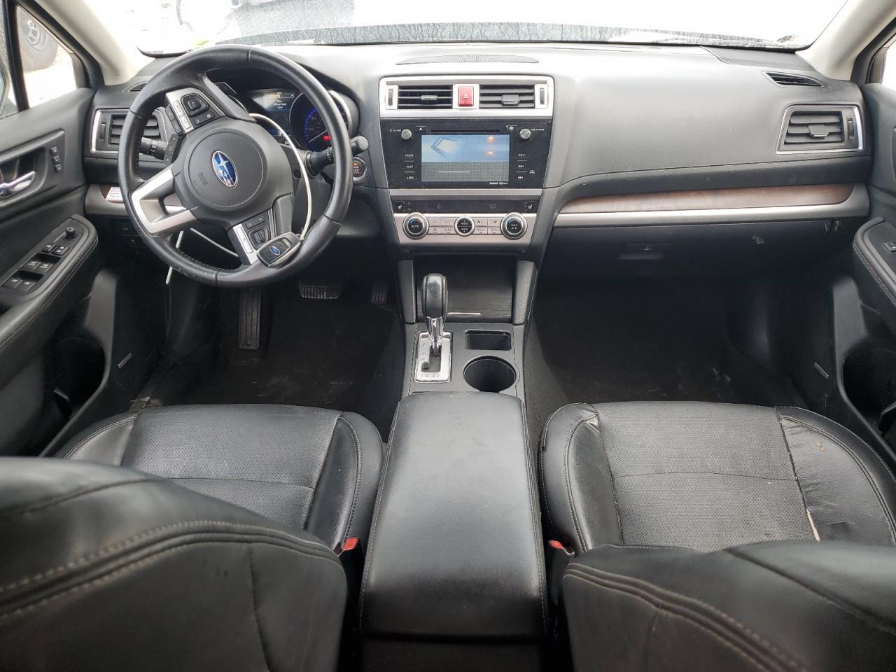 2015 SUBARU Outback