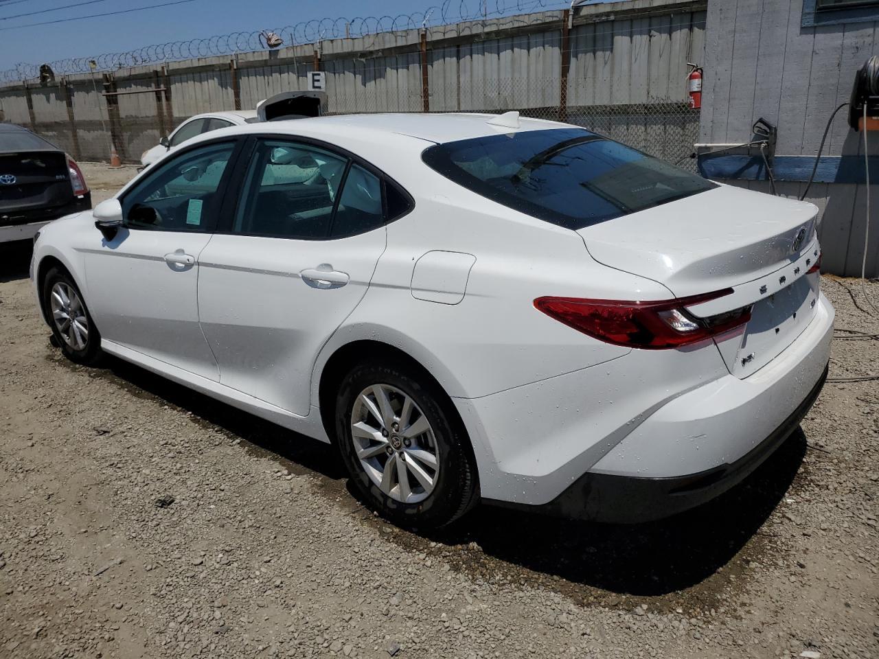 2025 TOYOTA CAMRY