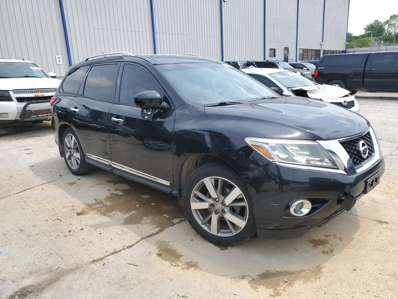 2016 NISSAN PATHFINDER