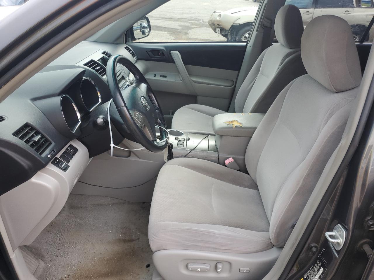 2009 TOYOTA HIGHLANDER