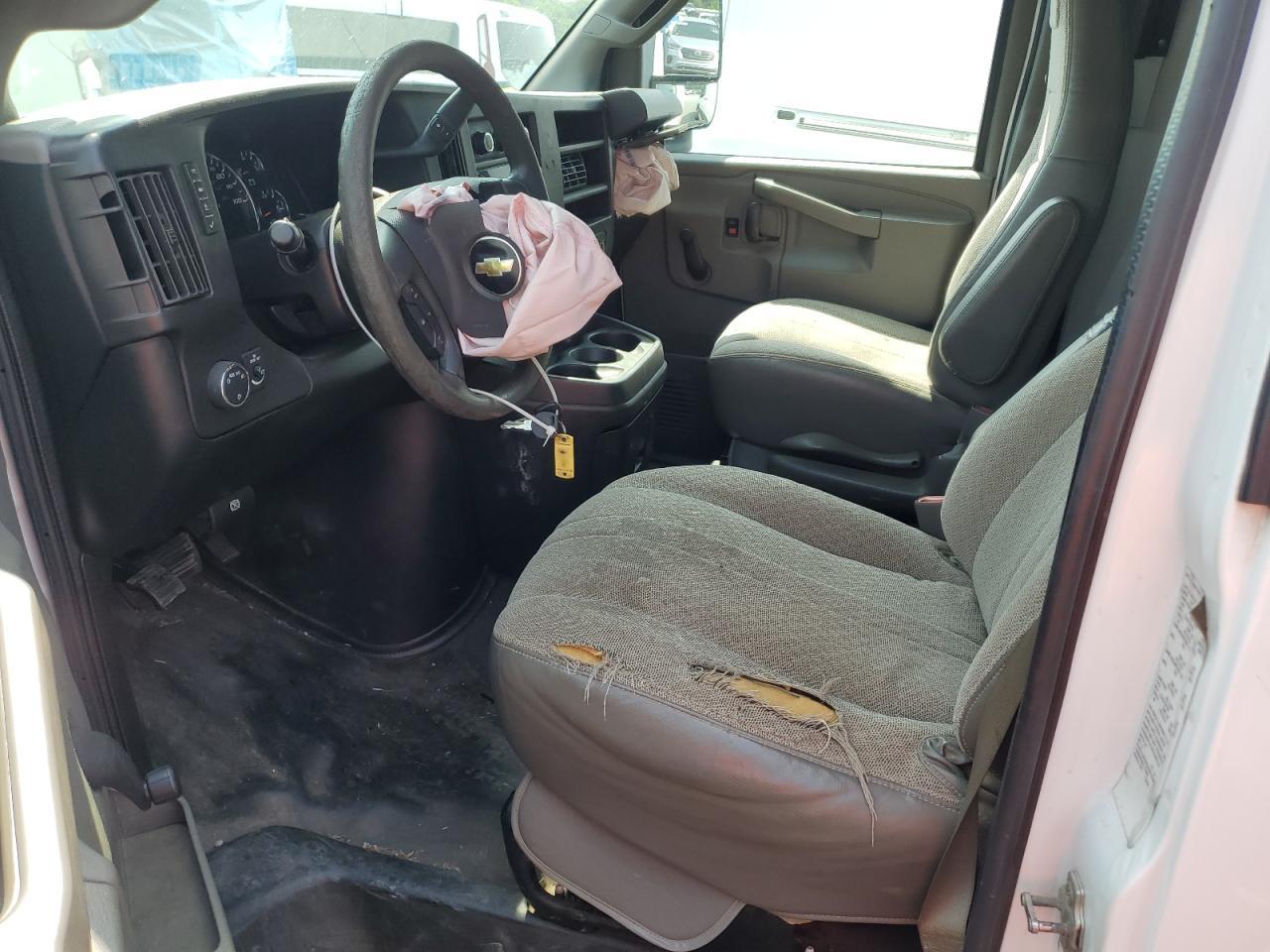 2017 CHEVROLET EXPRESS 2500