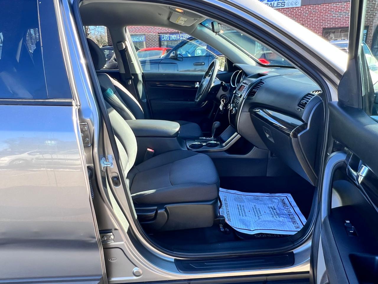 2011 KIA SORENTO
