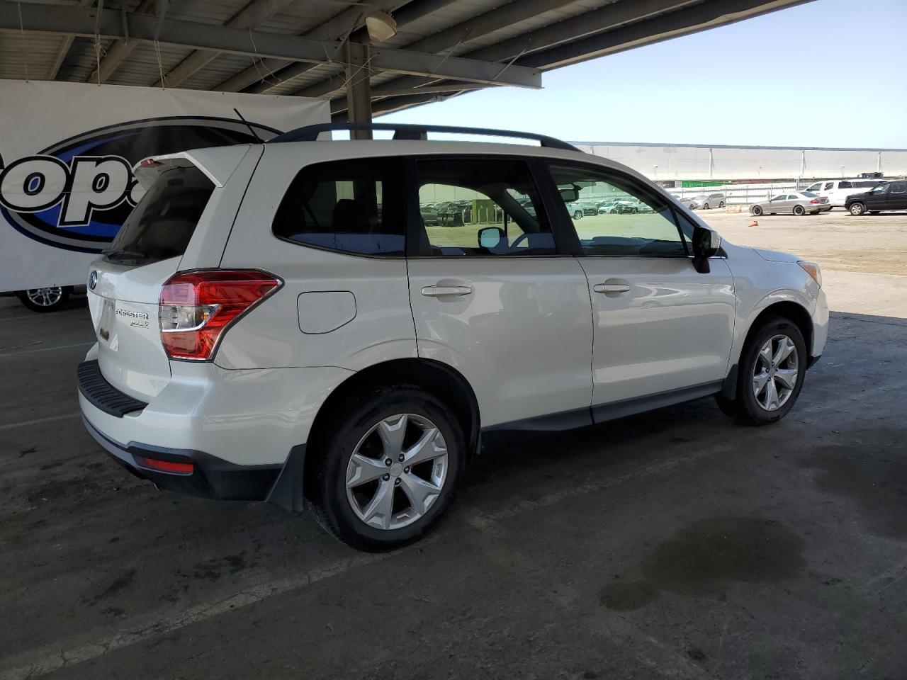 2015 SUBARU FORESTER