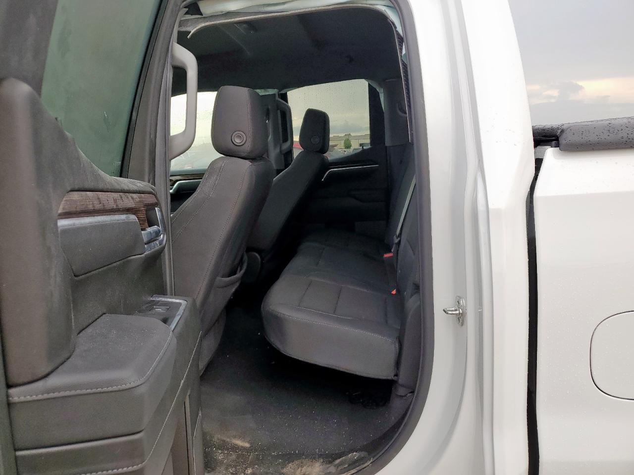 2025 GMC Sierra