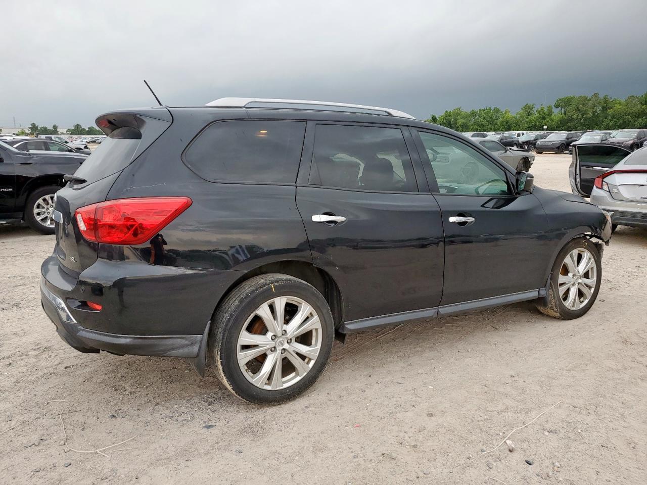 2018 NISSAN PATHFINDER