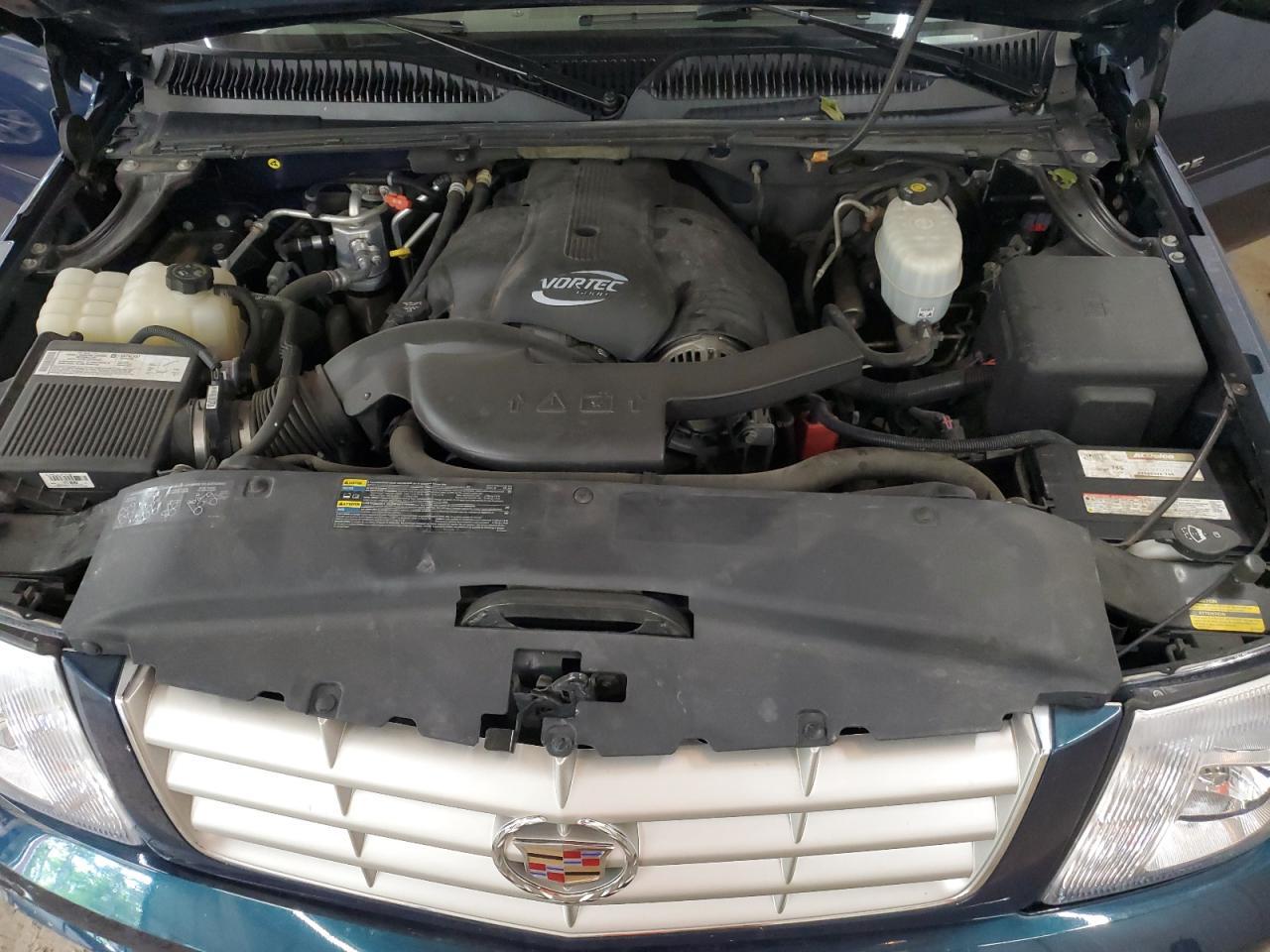 2005 CADILLAC ESCALADE