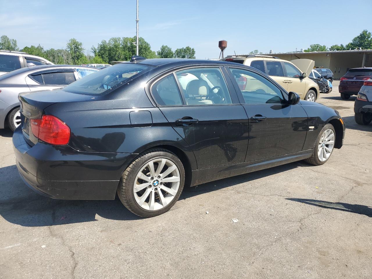 2011 BMW 3 SERIES