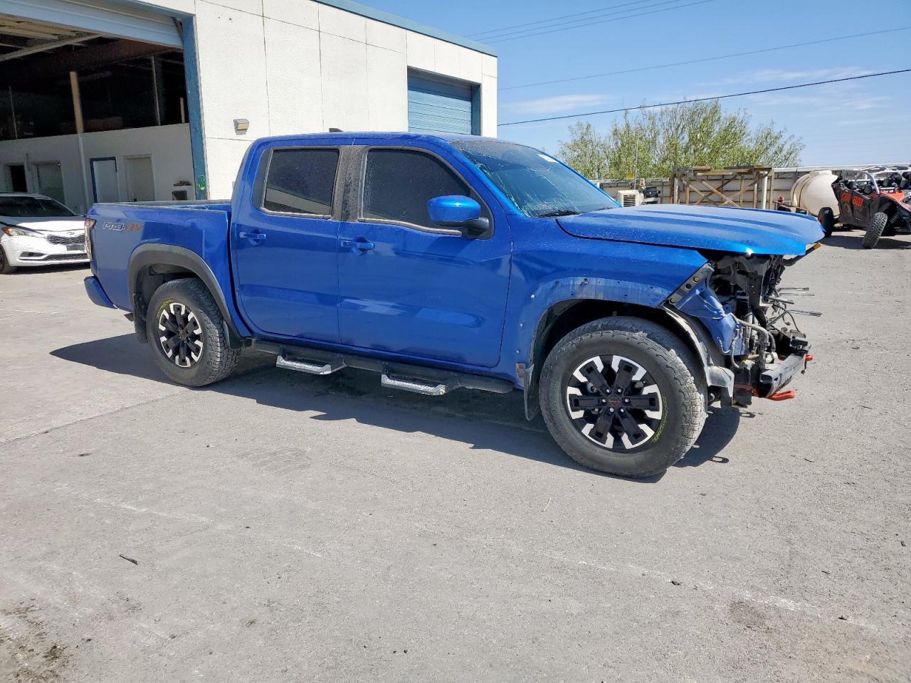 2024 NISSAN Frontier