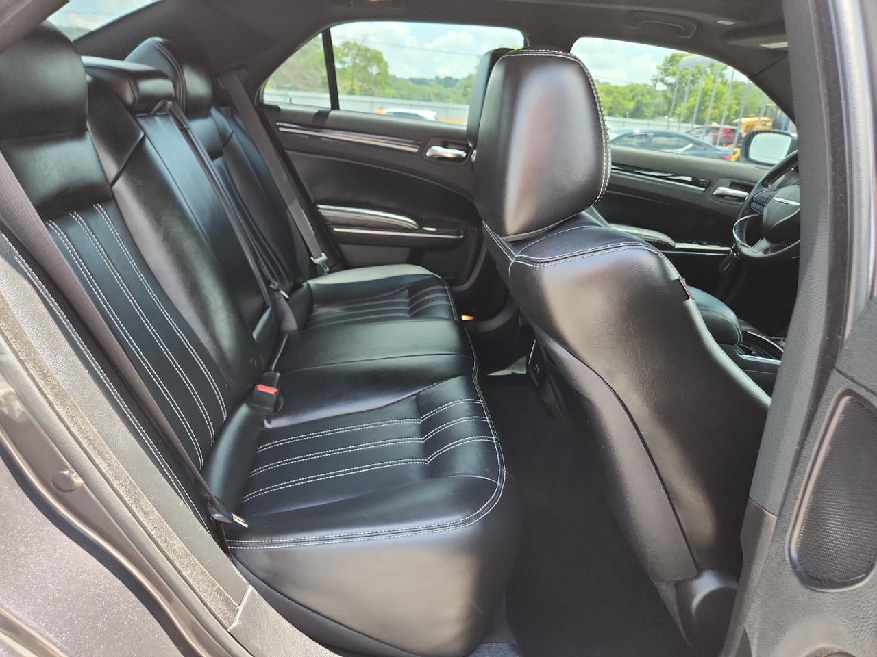2022 CHRYSLER 300