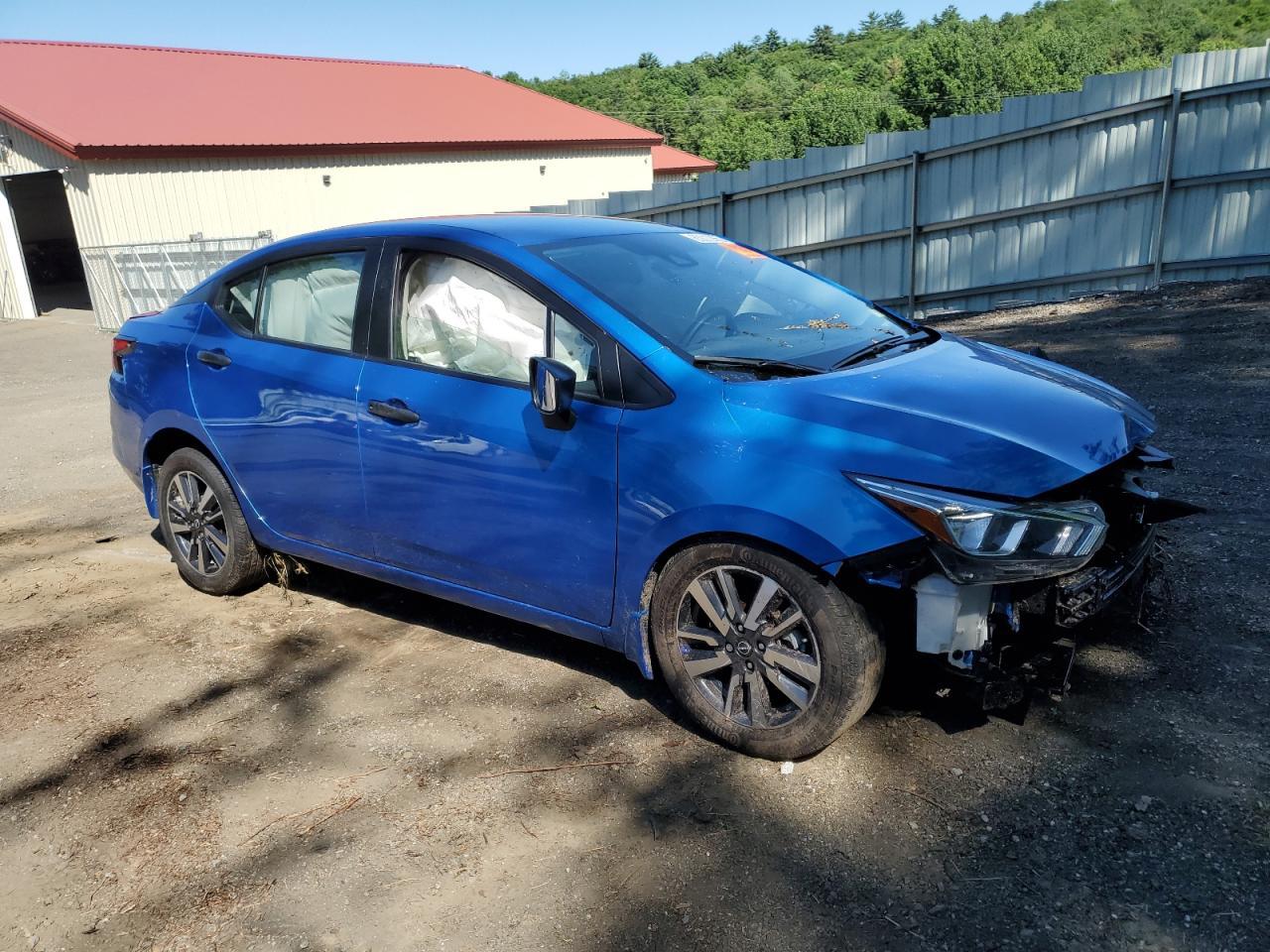 2024 NISSAN VERSA