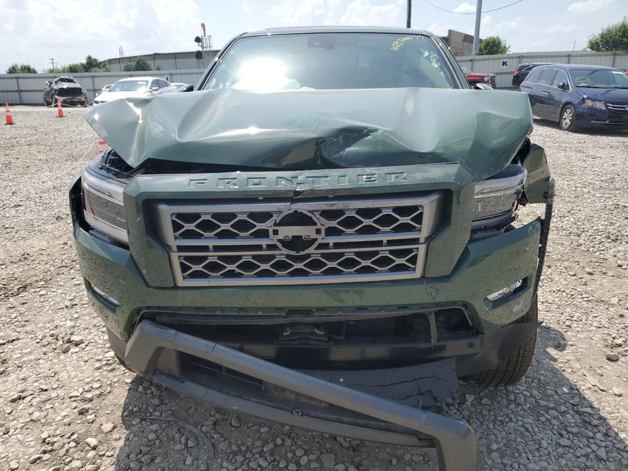 2024 NISSAN Frontier