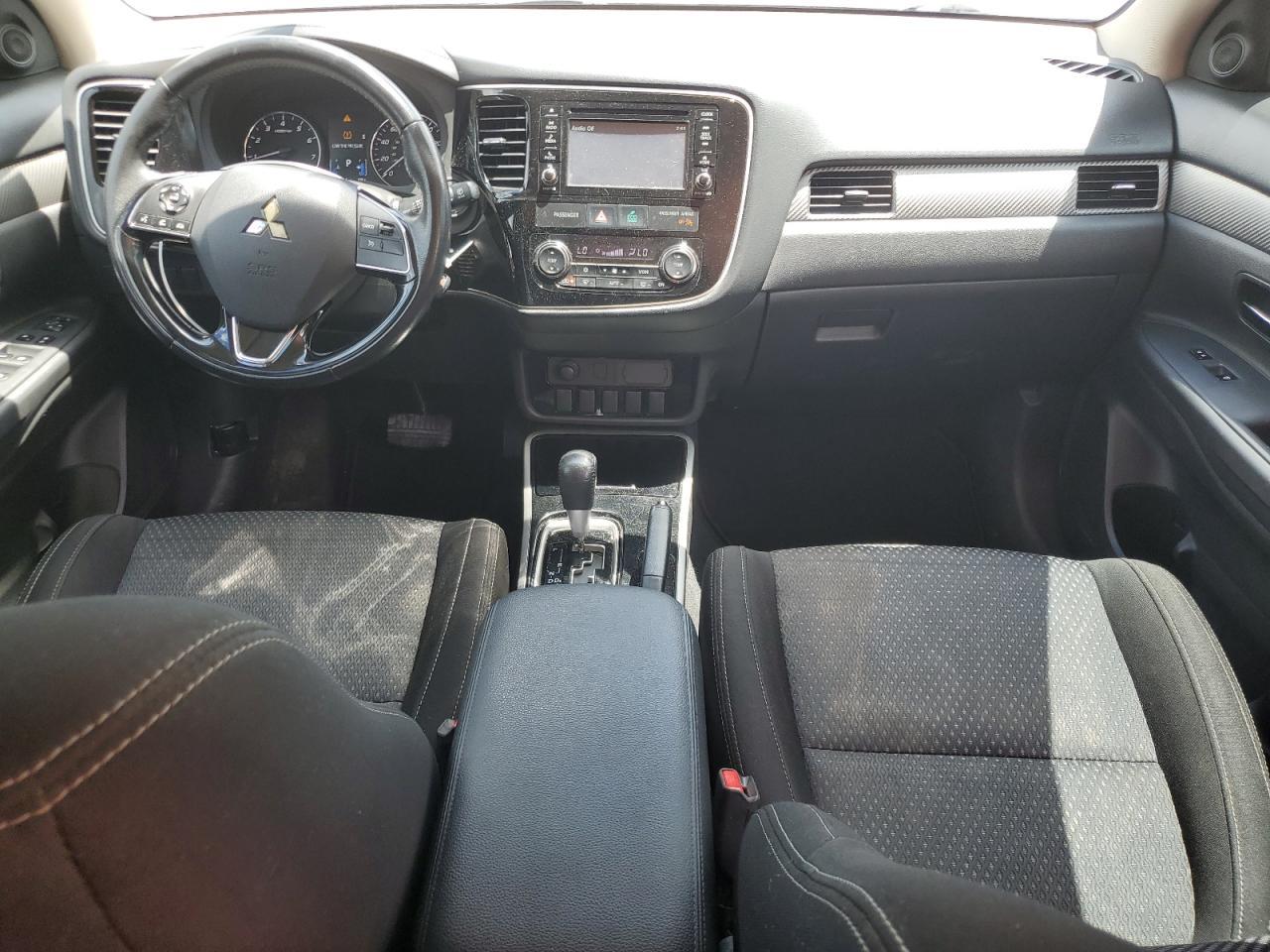 2017 MITSUBISHI outlander
