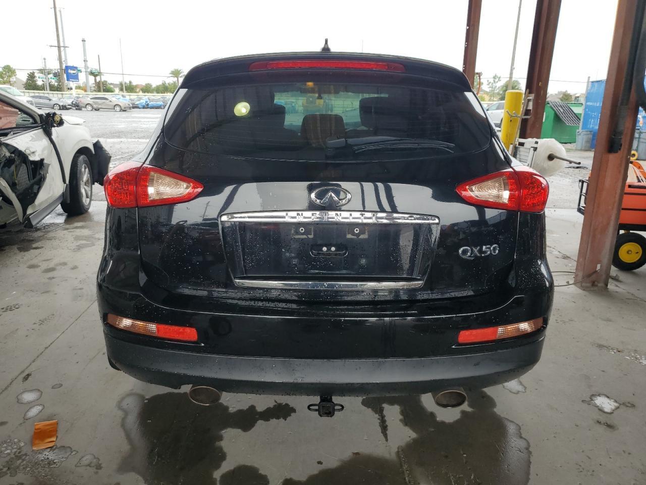 2015 INFINITI QX50