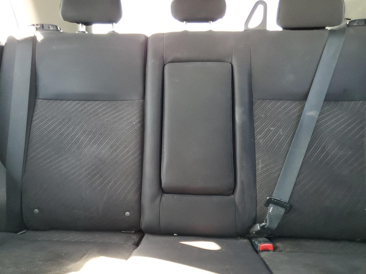 2013 MITSUBISHI outlander