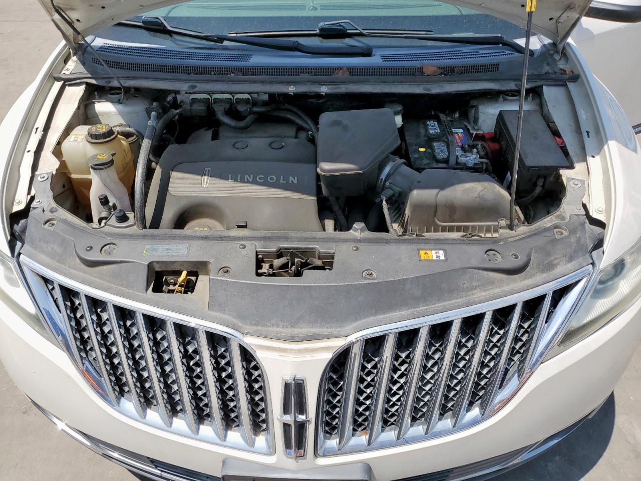 2011 LINCOLN MKX