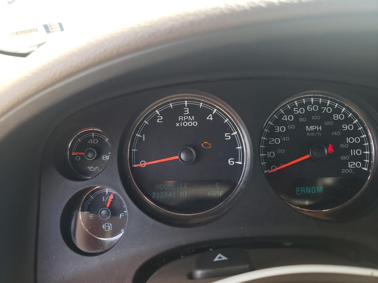 2011 CHEVROLET Suburban