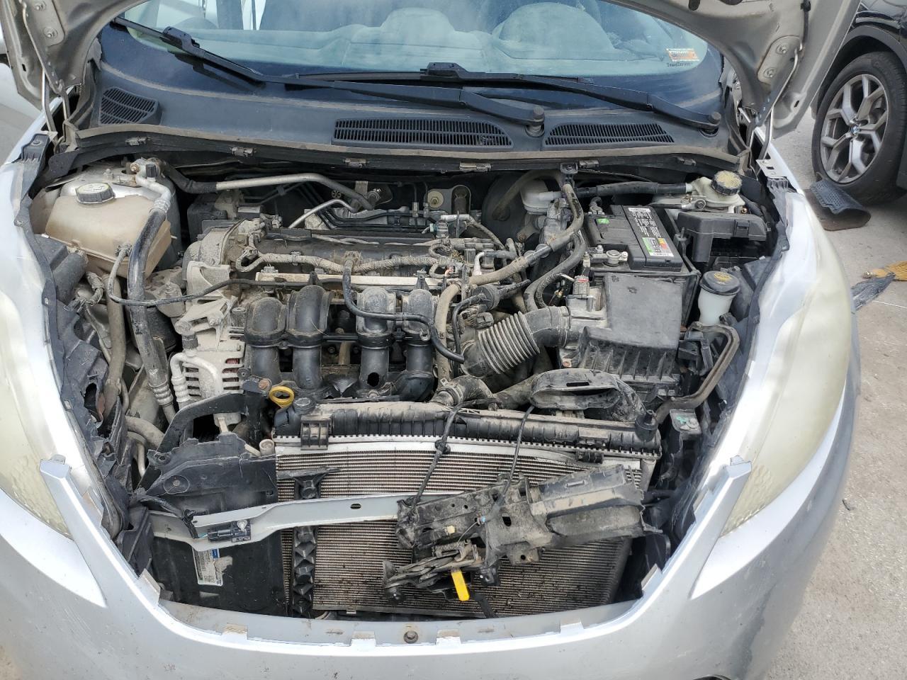 2011 FORD Fiesta