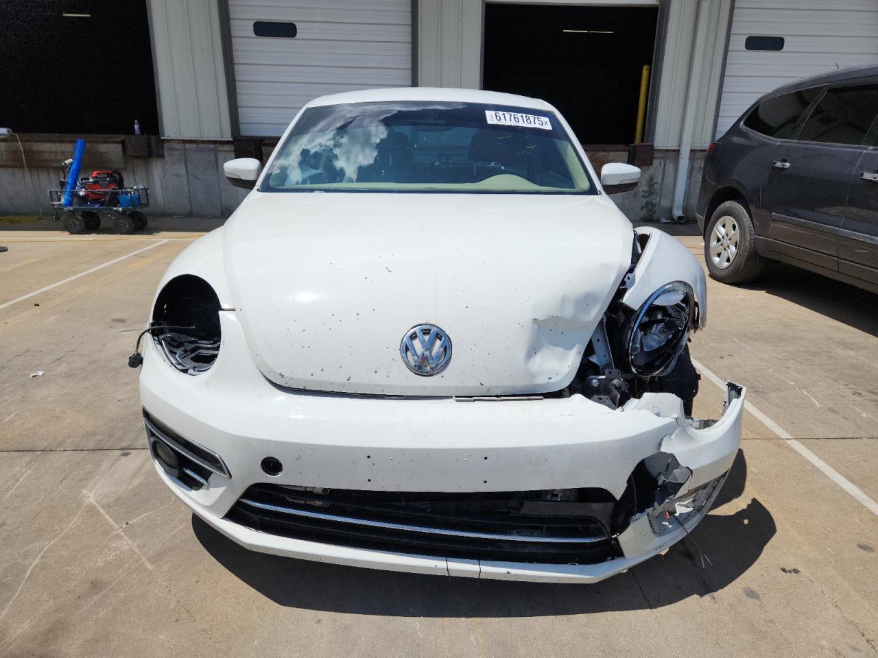 2015 VOLKSWAGEN Beetle