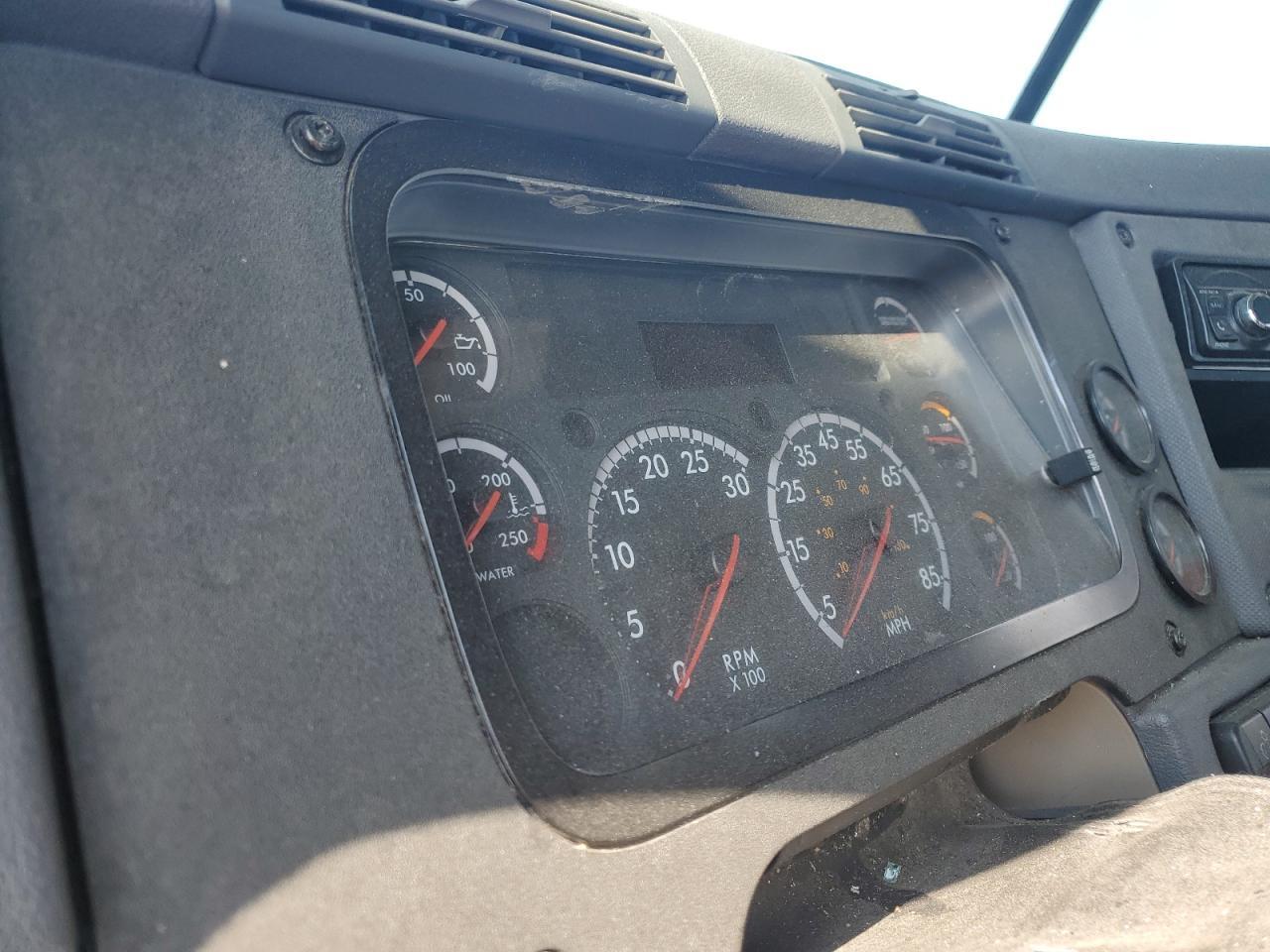 2017 FREIGHTLINER CASCADIA 125