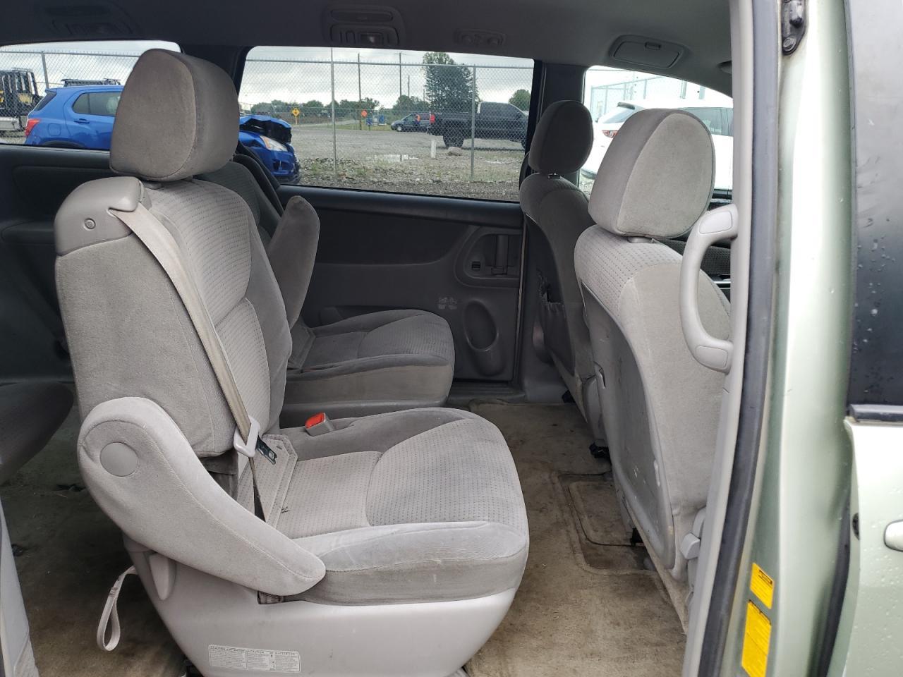 2006 TOYOTA SIENNA