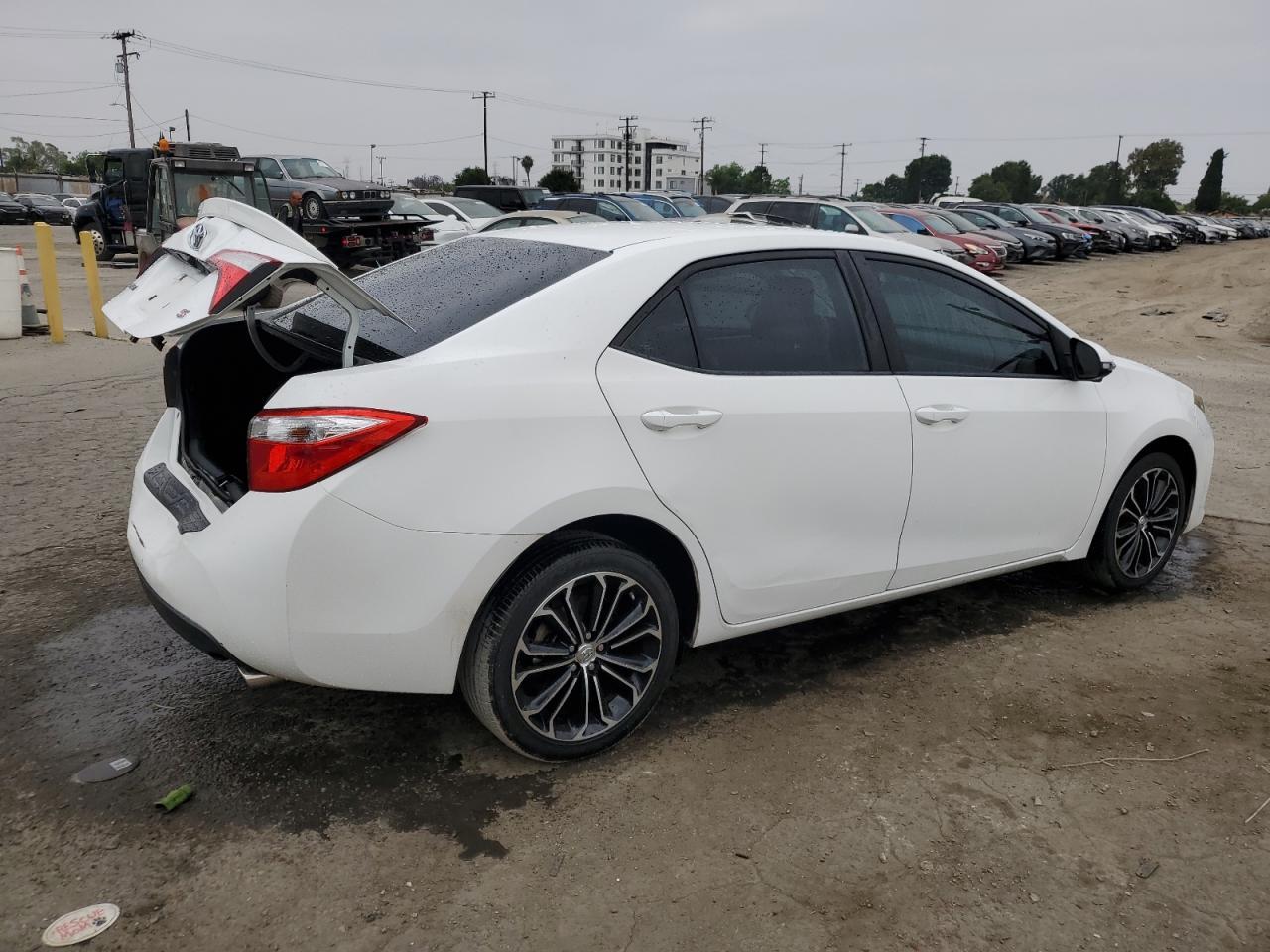2016 TOYOTA COROLLA