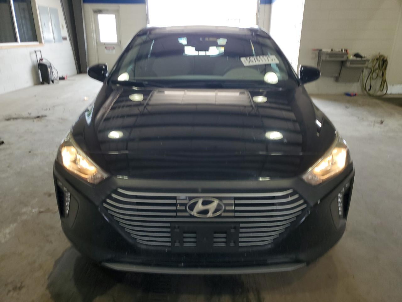 2017 HYUNDAI Ioniq