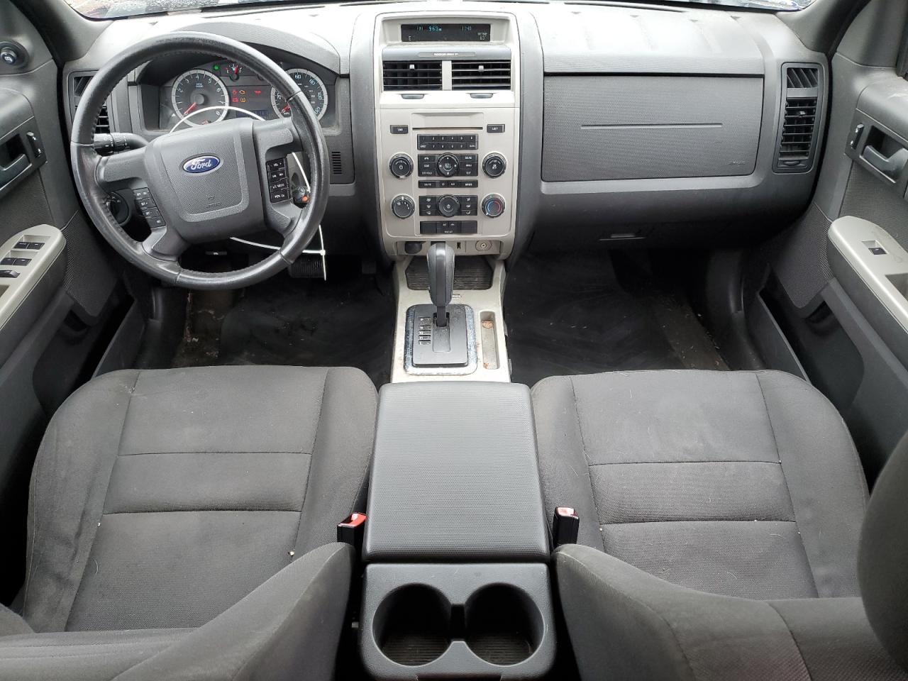 2010 FORD ESCAPE