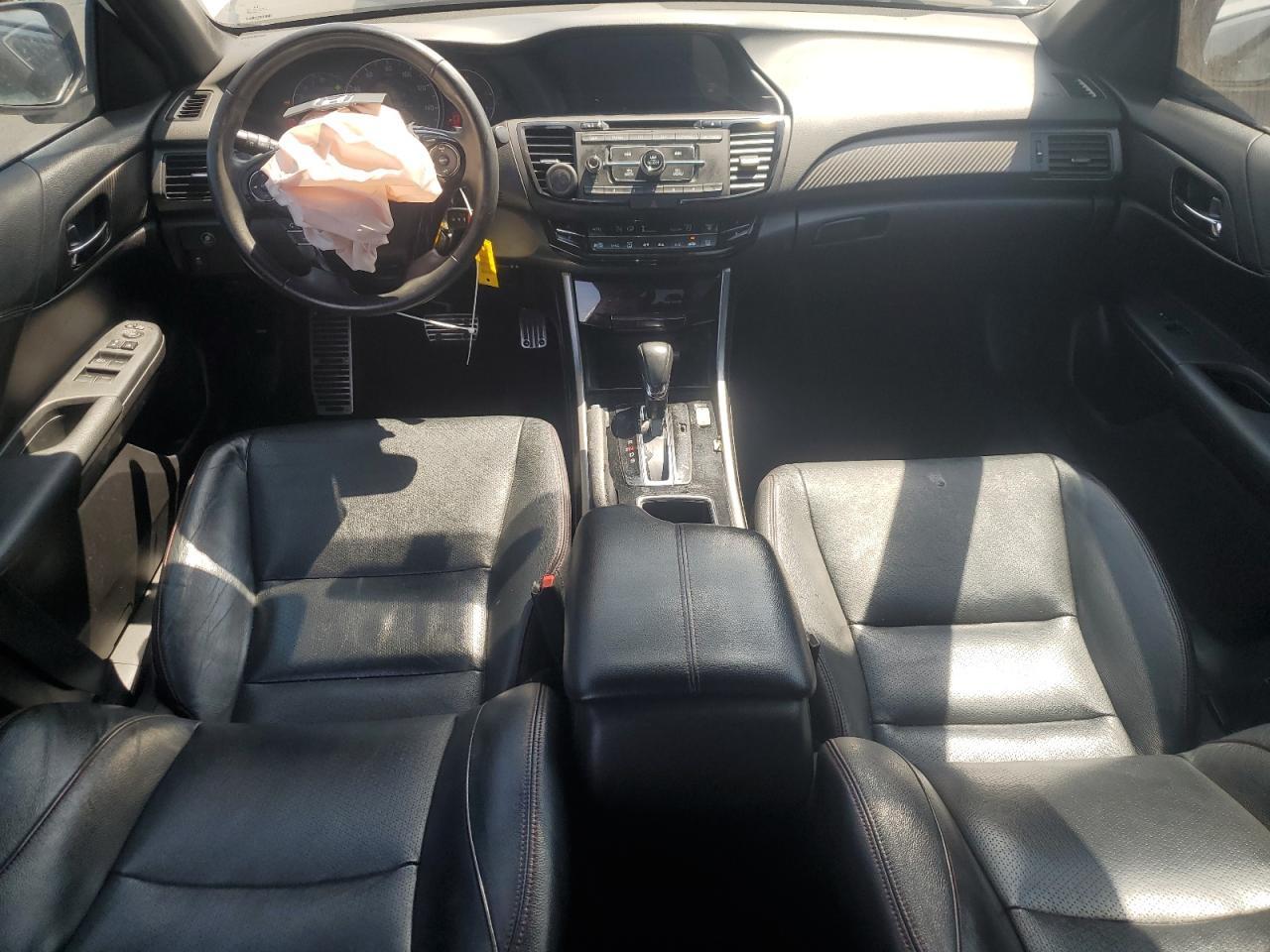 2017 HONDA ACCORD