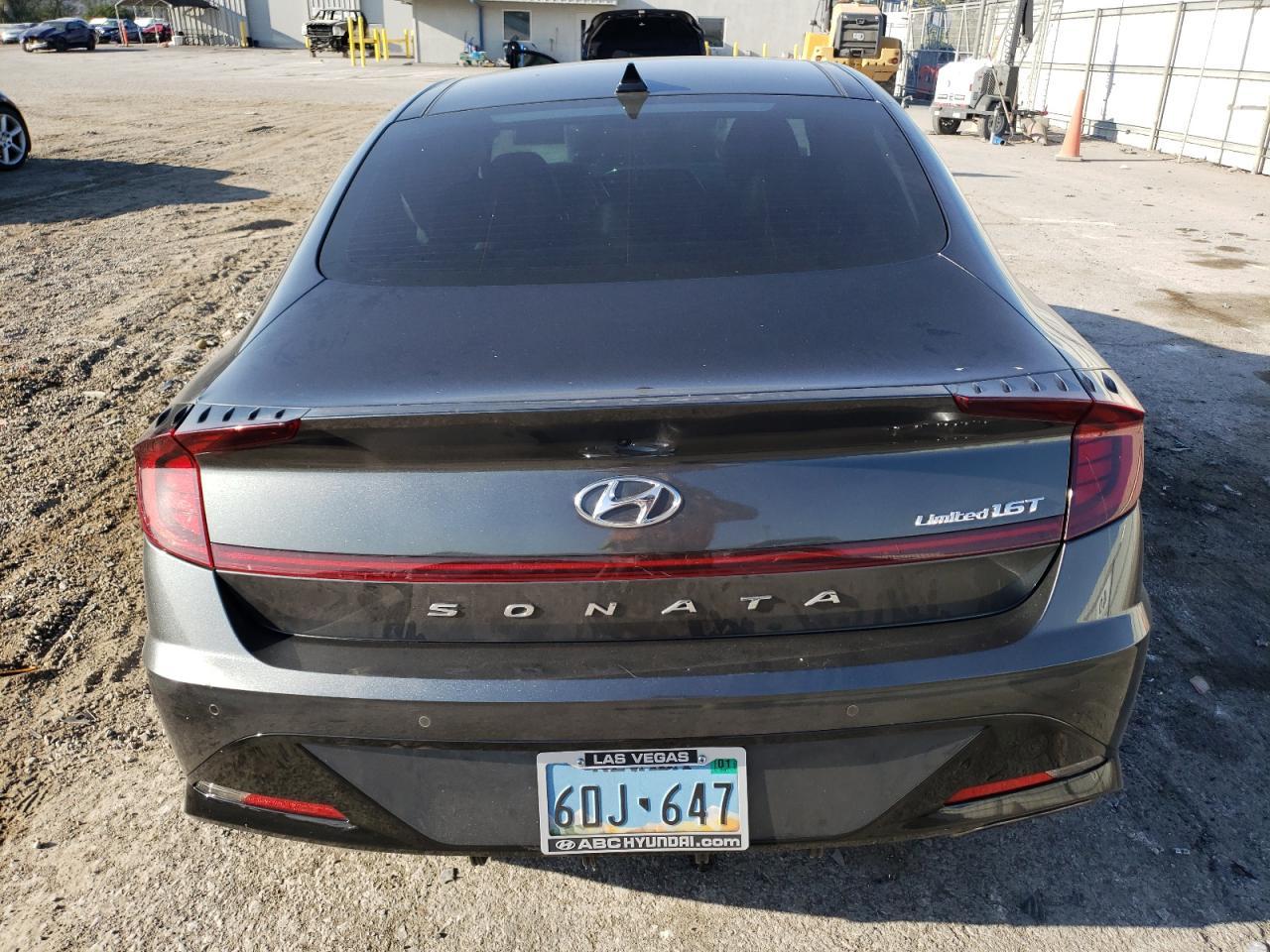 2022 HYUNDAI SONATA