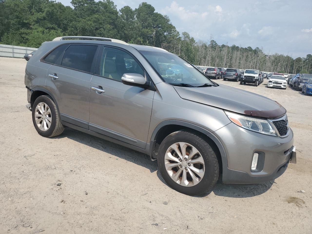 2014 KIA SORENTO