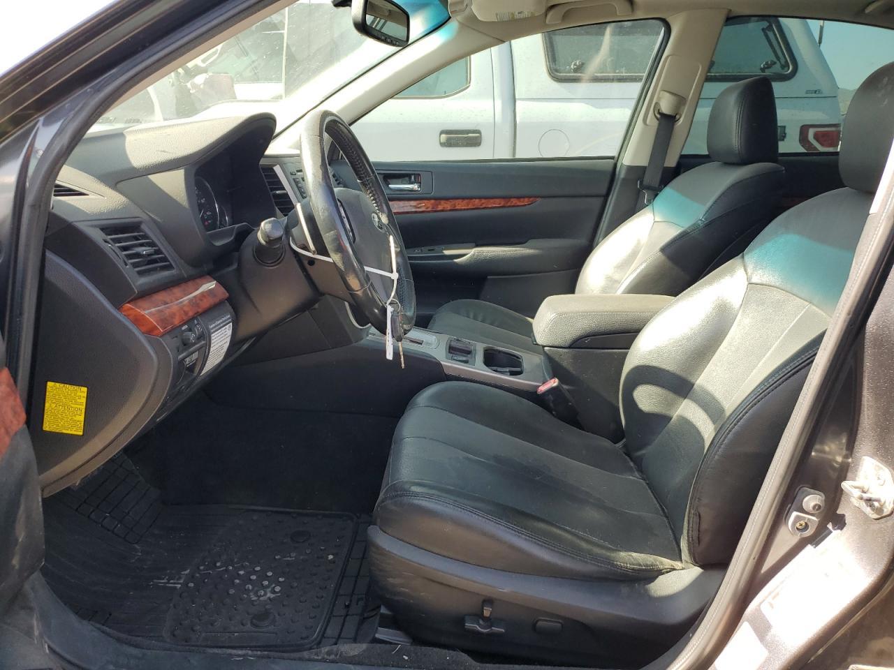 2012 SUBARU Legacy