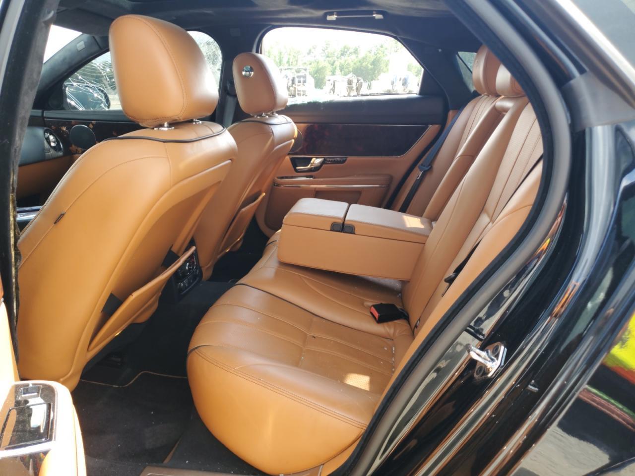 2012 JAGUAR Xj-Series