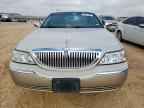 2004 LINCOLN Town Car