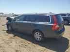 2010 VOLVO V70