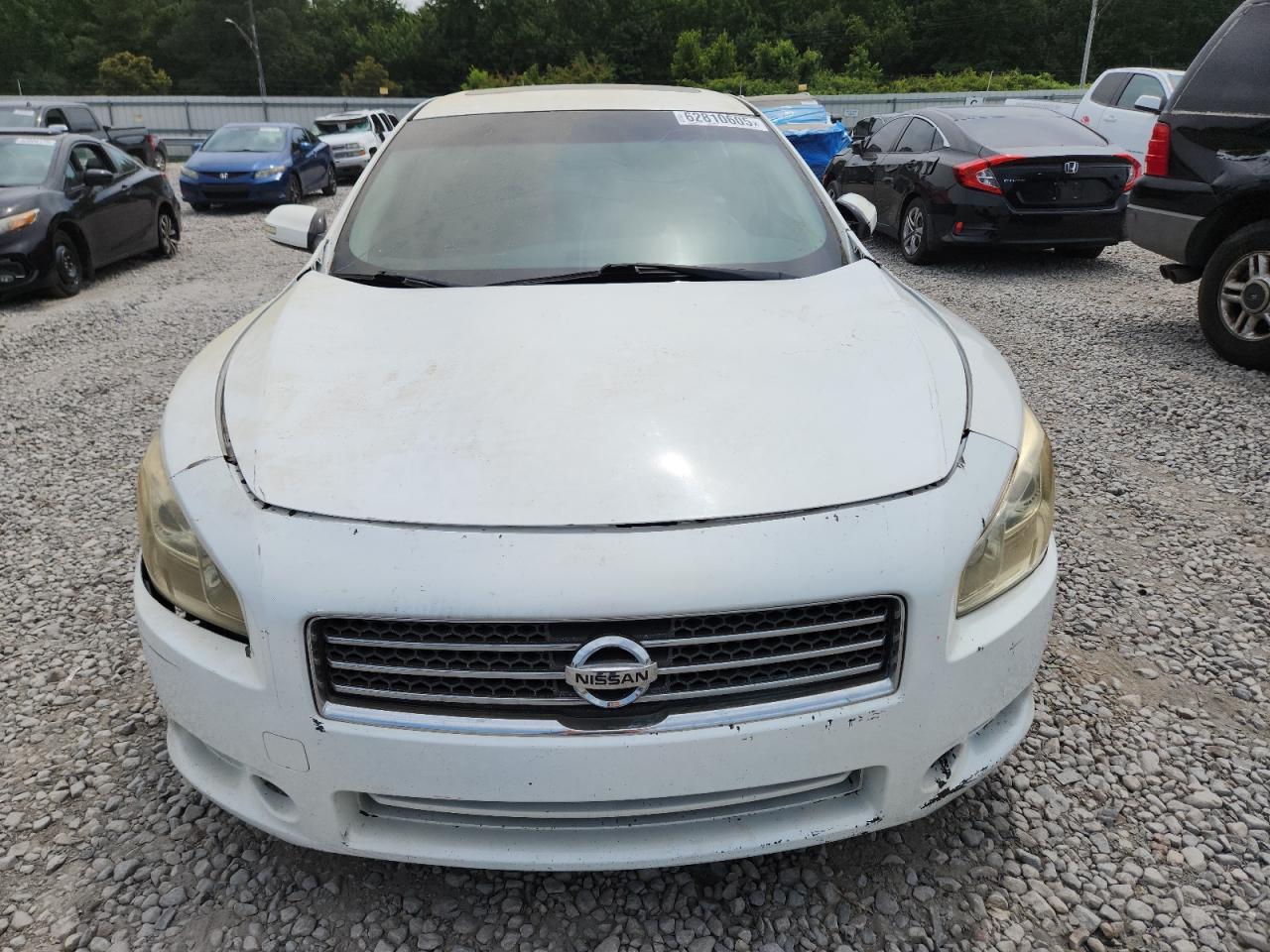 2010 NISSAN Maxima