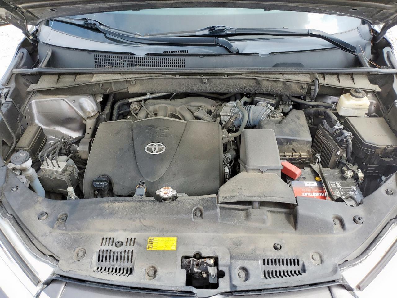 2018 TOYOTA HIGHLANDER