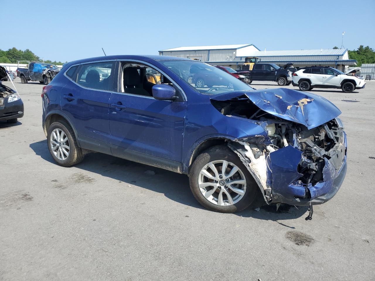 2021 NISSAN Rogue Sport