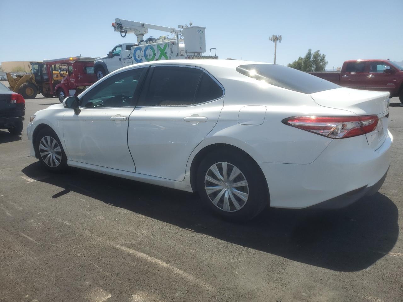 2018 TOYOTA CAMRY